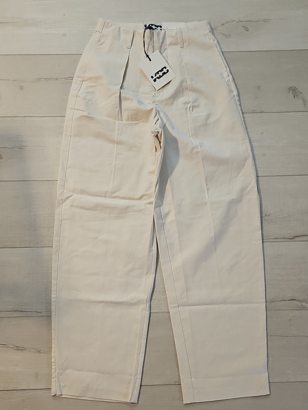 KBB by KAHLANA Women's The Mid Rise Barrel Leg Trousers in Cream sz 00